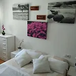 Coqueto Estudio Con Acceso A Piscina *