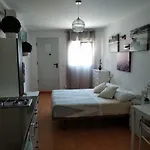 Coqueto Estudio Con Acceso A Piscina